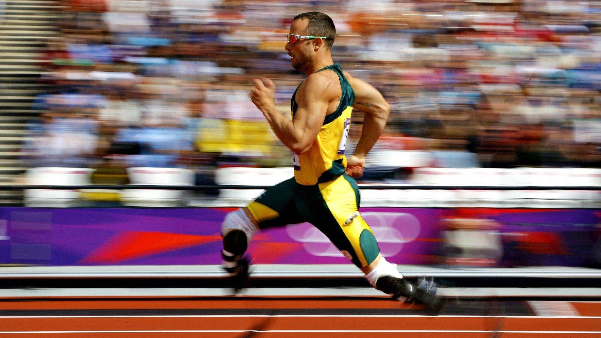 全国游泳锦标赛圆满落幕,新星闪耀破纪录